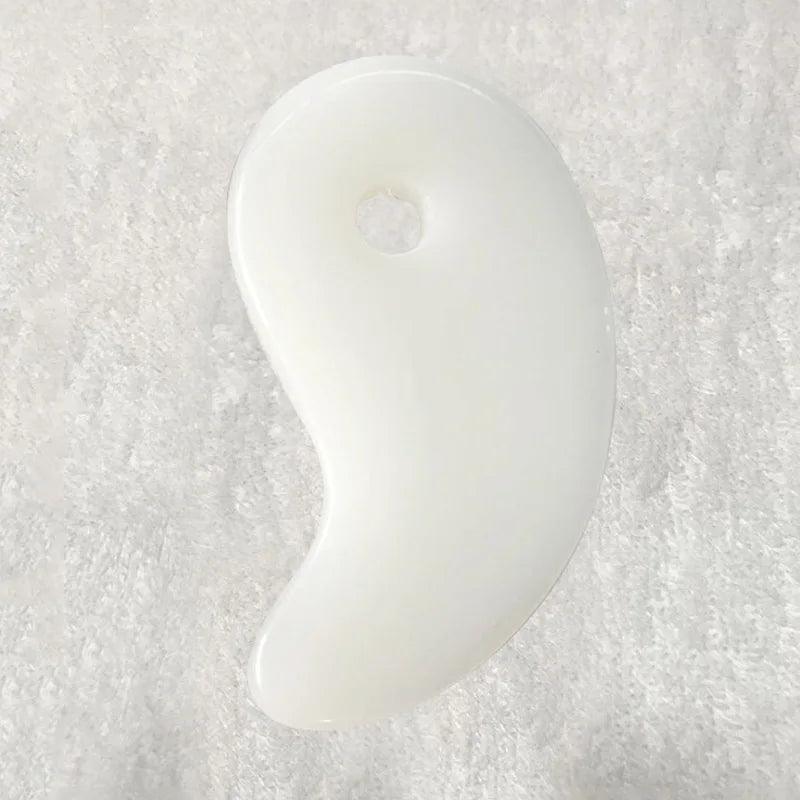 Heart Shaped Beeswax Gua Sha - Bargain Tool