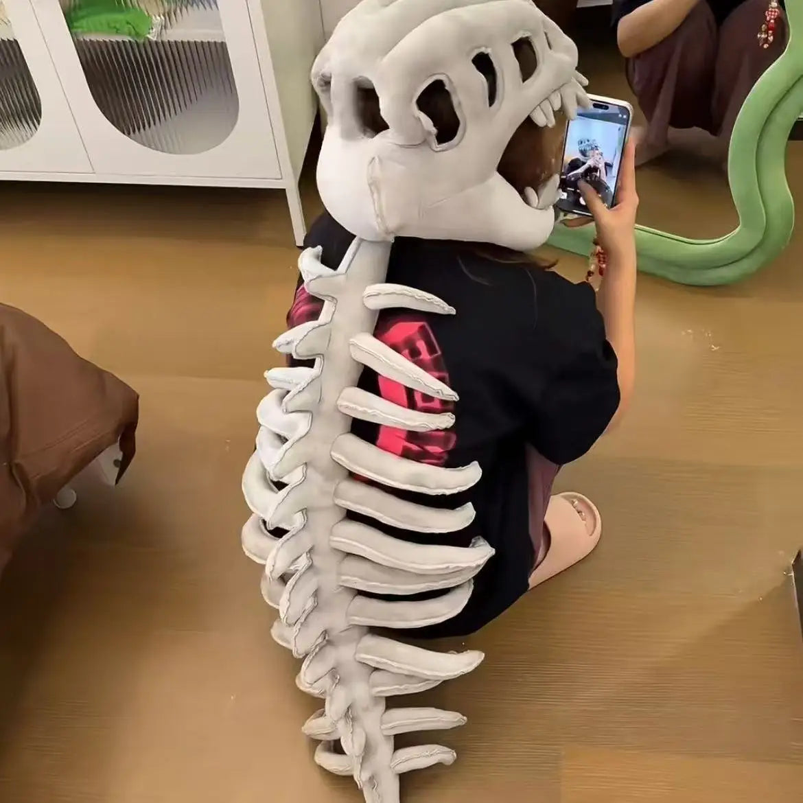 3D Realistic Dinosaur Skeleton Costume – Funny Plush Cosplay Set with Headgear for Dress-Up, Parties and Creative Gifts