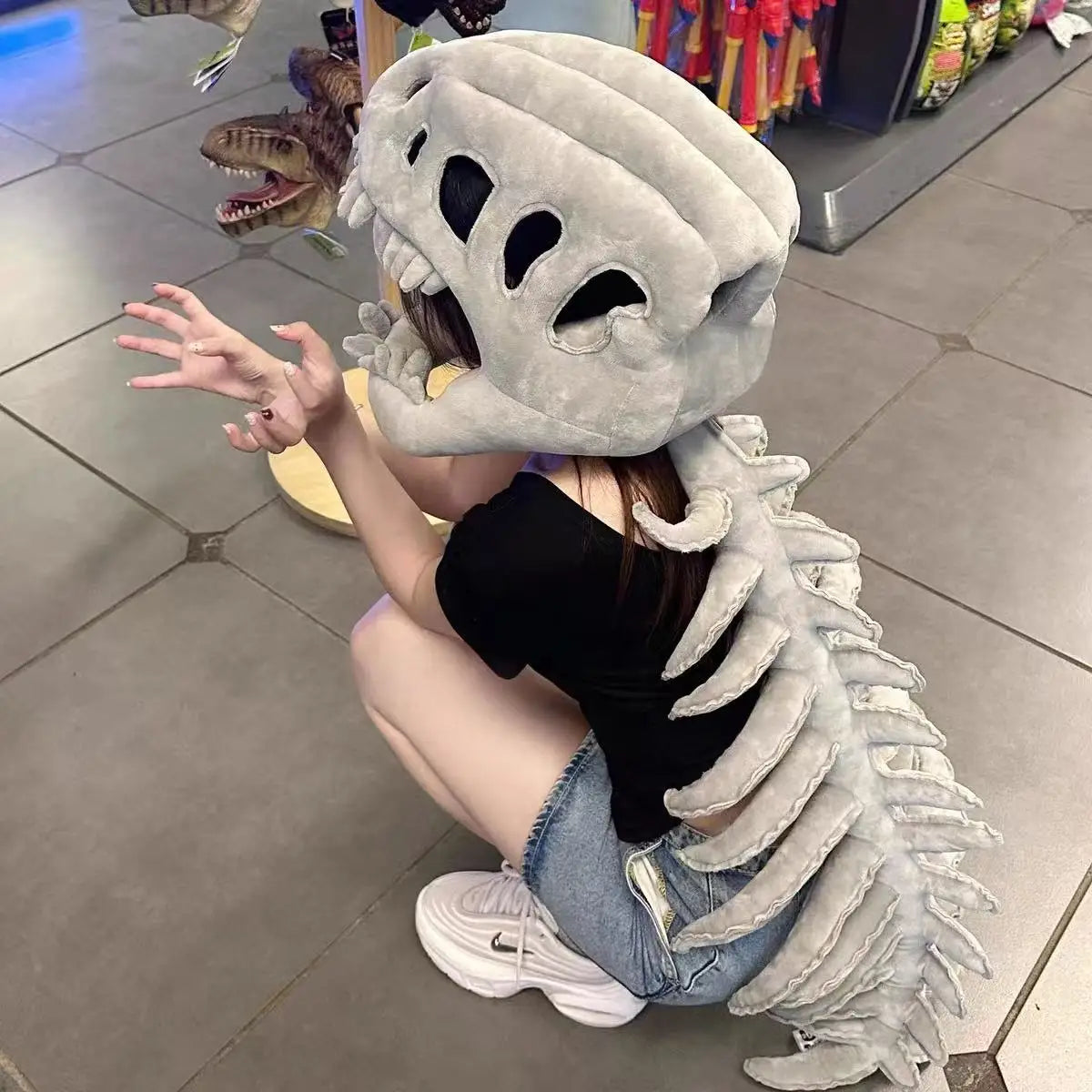 3D Realistic Dinosaur Skeleton Costume – Funny Plush Cosplay Set with Headgear for Dress-Up, Parties and Creative Gifts