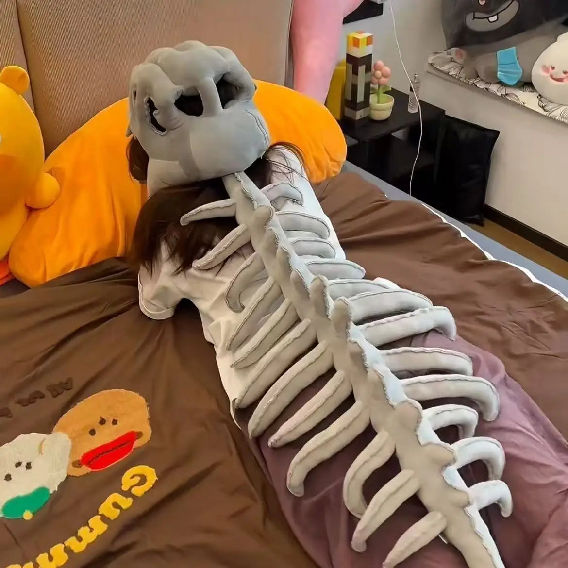 3D Realistic Dinosaur Skeleton Costume – Funny Plush Cosplay Set with Headgear for Dress-Up, Parties and Creative Gifts